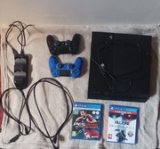 Konsola PlayStation 4 500GB HDD + 2 pady ze stacją dokującą + 2 gry