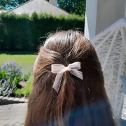 Kokardki do grzywy, ogona i włosów - jasno różowe 1 sztuka