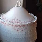 Wielka reliefowana waza Do naprawy