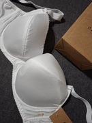 Biustonosz Dalia model SatineK24  roz 70F nowy