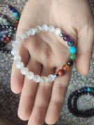 Bransoletka czakralna samooczyszająca się selenit i minerały kwarc 