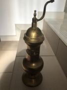 Młynek mosiężny, sprawny