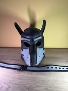 Używana maska do Pup play z obrożą