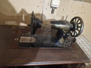 Zabytkowa maszyna singer 