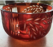  Bombonierka kryształowa czerwona PRL