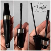 Maskara Twisted od firmy Younique 