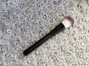 Gosh pędzel do podkładu hypoalergiczny  syntetyczny make up