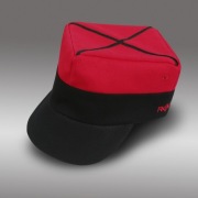 Nowa czapka z daszkiem Rogatywka czerwono-czarna 