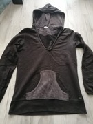 Brązowa bluza z kapturem