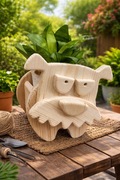 Drewniana, ręcznie wykonana doniczka w kształcie Psa