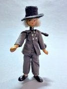 KOLEKCJONERSKI UNIKAT - PRL - LALKA KOMINIARZ