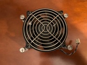 Radiator z wentylatorem 