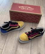 Trampki Vans rozmiar 31 w dobrym stanie, z dwoma wymiennymi sznurowadłami