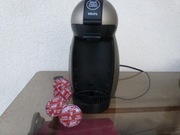 Ekspres Krups Dolce Gusto kapsułkowy +  kapsułki na rozruch