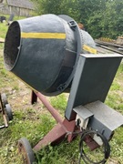 Betoniarka z silnikiem