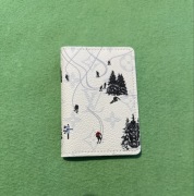 Pocket Organizer z limitowanej kolekcji Monogram Sports,