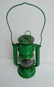 Lampa naftowa zielona Jupiter Vintage 