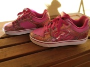 BUTY NA KÓŁKACH HEELYS