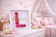 Ramka z inicjałem i imieniem – Lena | Personalizowana dekoracja handmade