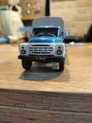 Ził 130 skrzyniowy przerobiony nowy