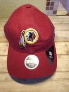 Markowa czapka z daszkiem