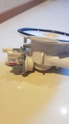 Pompa odplywowa ze zbiornikiem do zmywarki Whirlpool WP122