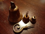 STARE DZWONKI 3szt MOSIĄDZ lub BRĄZ+Hak do ich zawieszenia