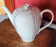 Julita Wawel porcelanowy dzbanek z serwisu pikasiak  50-60 te Ruszczyński