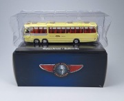 ATLAS Classic Coaches Collection - BEDFORD VAL "Wallace Arnold", skala 1:76