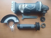 Masywna szlifierka kątowa flexa akumulatorowa Auchan 20V na tarcze 115mm.