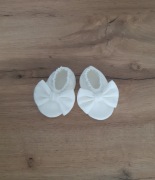 Buciki niechodki do chrztu, kolor śmietanowy / ecru