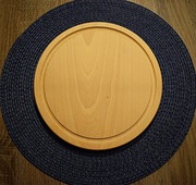 Deska do krojenia drewniana okrągła , masywna , średnica 22 cm 