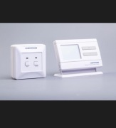 Bezprzewodowy cyfrowy termostat pokojowy Q7RF