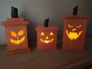 Lampiony na Halooween drewniane dynie Jack-o-lantern wycięty