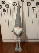 Świąteczny Skrzat z Warkoczykami – 110 cm 