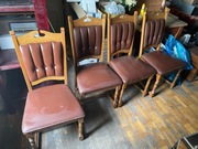 Krzesła drewniane obite skórą 4 sztuki stare prl