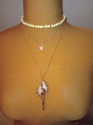 Naszyjnik trzywarstwowy muszla koraliki