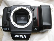 Nikon 801s z obiektywem Sigma 70-210 /4-5,6 Apo