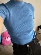 Pół golf prążkowany Bershka rozmiar S krótki rękaw