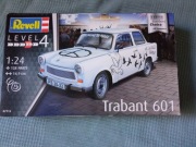 Revell 07713 Trabant 601 1/24 138 Części DDR 2020r 