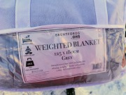 Koc obciążeniowy marki Brentfords OHS w kolorze szarym. 125x180cm