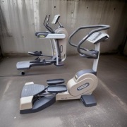 Duży stepper (Glute) - Technogym - również inne zobacz...