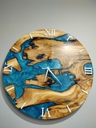 Zegar 49cm, żywica epoksydowa + drewno oliwne