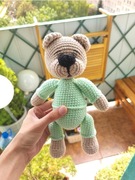 miś pluszak z włóczki maskotka ręcznie robiona