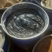 Smar czarny uniwersalny EP2 Condat