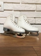 Łyżwy NEL w dobrym stanie 