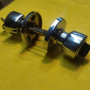 zamek  z pokrętłem do drzwi wejściowych