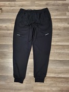 Czarne spodnie XL dresowe marki LC WAIKIKI