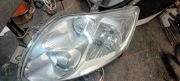 Lampa prawa przód Toyota Auris 07-09