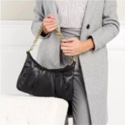 Gianni Chiarini CZARNA SKÓRZANA TOREBKA BAGIETKA Z ŁAŃCUSZKIEM nowa okazja